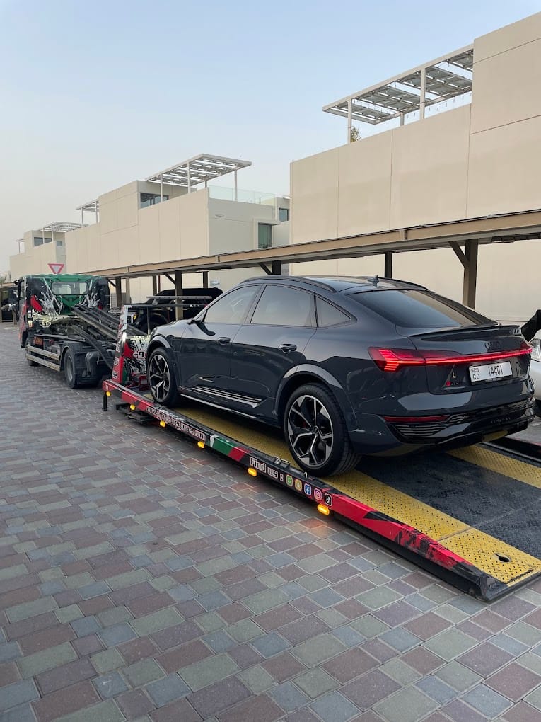 Emergency flat tyre assistance by TRT Recovery