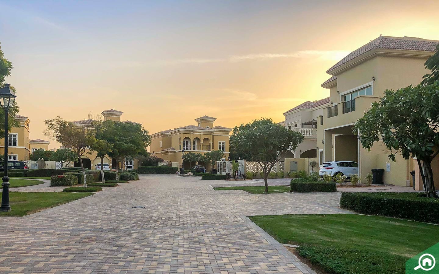 car recovery the villa dubai